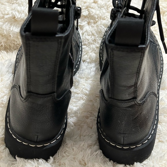 ๐ฅCาาOาาMาาBาาAาาTาา าBาาOาาOาาTาาSาา ๐ฅ - Picture 3 of 7